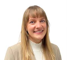 Maribeth Anderson's Instagram, Twitter & Facebook