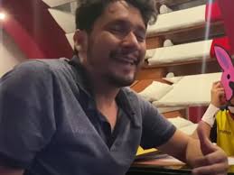 Decepción e inmoral”: las criticas a Felipe Crespo por pedir virginidad a  cambio de entradas para Bad Bunny