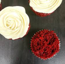 Eggless Red Velvet Cupcakes With White Chocolate Frosting Recipe Flours And Fros White Chocolate Frosting White Chocolate Frosting Recipe Red Velvet Cupcakes