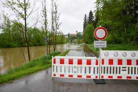 Heftige unwetter haben in teilen oberbayerns schwere schäden verursacht. Bad Tolz Wolfratshausen Rusten Furs Hochwasser Bad Tolz Wolfratshausen Sz De