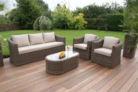 Modern materials form a stylish sofa sectional piece for outdoor comfort. Buyer S Guide For Most Stylish Garden Sofa Set Topsdecor Com