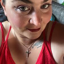 Timmy hat den Bogen raus Denn Timmy ist nicht dumm Doch Mum und Dad und  Vicky Kommandieren ihn herum (Ins Bett!)..." Hast du beim lesen gesungen?