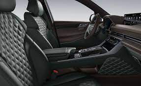 View Photos Of The 2021 Genesis Gv80 Genesis Gv80 2021 Genesis Gv80 Luxury Suv