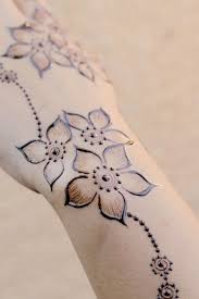 Flower Mehndi Design Easy Flower Mehndi Design On Back Hand Flower Mehndi Des Latest Mehndi Design Images Indian Mehndi Designs Flower Jewellery For Mehndi