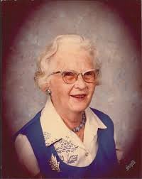 MISS FRANCES MALLORY AND MY FINAL EXAM I was one of the hundreds of Calhoun  City High School students that Miss Frances Mallory inspired in her 43  years of teaching. The monument