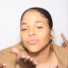 Are there any multi passionate artists or singer songwriters here?