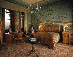 Pin By Leslie Andretti On Chinoiserie Castle Bedroom Chinese Wallpaper Chinoiserie Wallpaper
