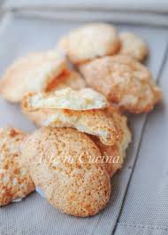 Per il fondo amaretti 100 g biscotti secchi 100 g burro fuso 150 g zucchero di canna 2 cucchiai per la crema colla di pesce 6 g latte 4. Amaretti Morbidi Di Fiuggi Ricetta Veloce Biscotti Ricette Amaretti Ricette Di Cucina