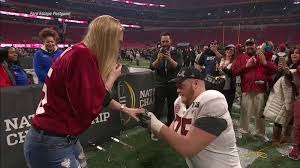 Early life tua was born in ewa beach, hawaii on 2nd march, 1998 and. Alabama Player Proposes To Girlfriend After Winning National Championship Abc13 Houston