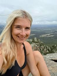 Linda Kleinhans's Instagram, Twitter & Facebook