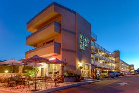 Bayside inn is conveniently located in the heart of monterey, california. Monterey Bay Hotel Lovers Point Inn Hotel On Monterey Peninsula Discover The Monterey Peninsula S Hidden Treasure The Lovers Point Inn Majestically Overlooking The Monterey Bay And Nestled On The