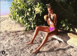 Viimeisimmät twiitit käyttäjältä kelly gale (@kellybellyboom): Victoria S Secret Angel Kelly Gale Sizzles In A Sauna In Barely There Swimwear Ibtimes India