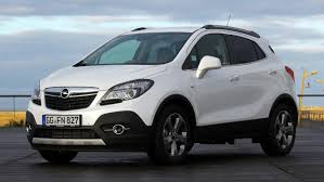 Il est disponible en 4 roues motrices. Petit Suv Opel