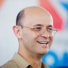 George Roditis's Instagram, Twitter & Facebook