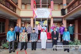 Permohonan kemasukan ke sekolah menengah agama maiwp dan integrasi sains tahfiz 2021 online. Dr Zulkifli Mohamad Al Bakri On Twitter Lawatan Yb Menteri Di Jpm Hal Ehwal Agama Meninjau Aktiviti Pengajaran Dan Pembelajaran Pdp Di Sekolah Menengah Integrasi Sains Tahfiz Smista Dan Sekolah Menengah Agama