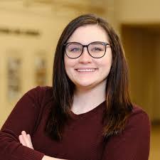 Elizabeth Rau's Instagram, Twitter & Facebook