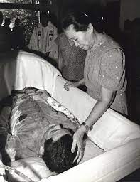 Would have been 50 years old at the time of death benigno simeon cojuangco aquino iii (born february 8, 1960), popularly known as noynoy aquino or benigno s. Something Scribbled Flashback Friday The Assassination Of Philippine