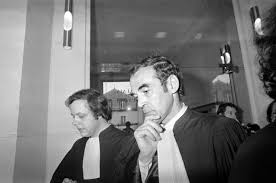 Robert badinter, né le 30 mars 1928 à paris, est un avocat, universitaire, essayiste et homme politique français. Un Grand Avocat Doit Utiliser Tous Les Moyens Pour Convaincre La Puissance D Une Plaidoirie