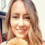 Amanda Lansdell's Instagram, Twitter & Facebook