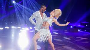 Enjoy the time off🎄⭐️🥰 xoxo… Let S Dance Schock Tijan Nije Im Training Verletzt Noch Nie So Angst Gehabt Tv