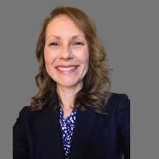 Lori Caraway's Instagram, Twitter & Facebook