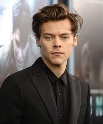 (cnn) harry styles is hitting the road. Harry Styles Got New Short Haircut Photo On Fan Twitter