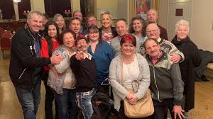 Vor zwölf jahren lernten anja und bruno sich bei bauer sucht frau kennen, jetzt feierten sie ihren zehnten hochzeitstag. Susse Bauer Sucht Frau Reunion Inka Bause Ganz Geruhrt Promiflash De