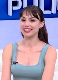 Ruth arce: Görselleri görüntüleyin ve indirin — Yandex Görsel