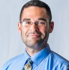 Congratulations to Dr. Tim Judge, general surgeon, who recently performed  his 1,000th robotic surgery! Dr. Judge specializes in robotic approaches  for procedures like hernias, leading to fewer incisions, shorter recovery  times, and