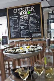 Epingle Par Launay Sur Oysters Restaurant Fruit De Mer Huitres Restaurant Arcachon