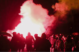 We are independent volunteer journalists producing and distributing the authentic voices of the people indymedia ireland is a media collective. Jungle World Klage Abgelehnt