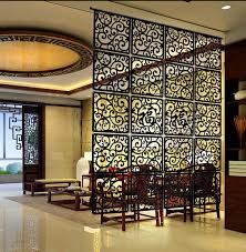 Partisi adalah sebuah bidang yang memiliki fungsi utama memisahkan ruangan. 64 Sekat Ruangan Minimalis Modern Bahan Kayu Kaca Dll Desainrumahnya Com