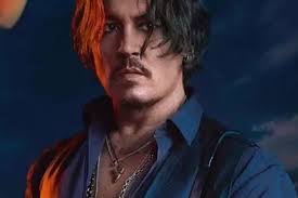 Johnny Depp assina com a Dior em meio à polêmica com Amber Heard