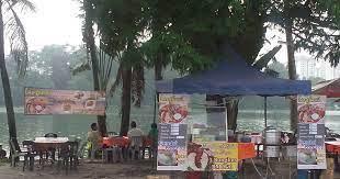 Let's battle it out with 5 different famous stalls. Char Kuey Teow Tsunami Tasik Biru Once Blogger Is Always Blogger