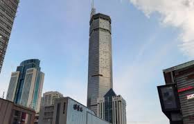 Lemnul folosit la constructia sa este foarte dur. Video Momente De GroazÄƒ In China DupÄƒ Ce Un Bloc Turn De 300 M A Inceput SÄƒ
