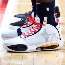 The shoes were incredible in this game, williamson said after leading his team to victory against syracuse. What Pros Wear Zion Williamson S Air Jordan Xxxiv Shoes What Pros Wear
