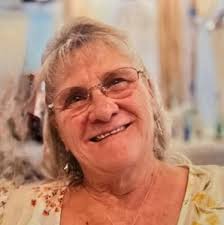 Pamela Colangelo's Instagram, Twitter & Facebook