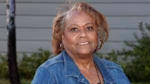 Terry Peete's Instagram, Twitter & Facebook