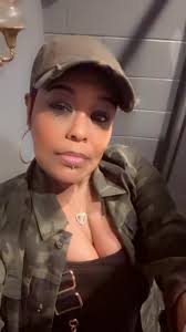 Barbara Galvin (@beautiful_barbe) • Instagram photos and videos