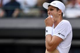 Hurkacz odniósł pierwszego zwycięstwo nad tenisistą z top 10 rankingu atp i po raz pierwszy w karierze awansował do ćwierćfinału turnieju teraz nasz najlepszy tenisista przenosi się za ocean. Stuttgart Hurkacz Ulegl Mlodemu Szwajcarowi Tenisklub