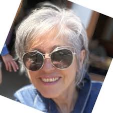 CATHY ALIAGA sur LinkedIn : DE LYON A JERUSALEM à pied et 45 kg de  desespoir dans un ciel noir ! En…