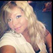 Janelle Hampton's Instagram, Twitter & Facebook