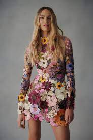 Contact rentas 2021 on messenger. Oscar De La Renta Fall 2021 Ready To Wear Collection Vogue