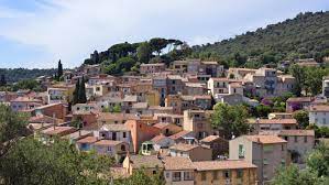 Capital mimosa, it is the starting point of the route du mimosa extending from bormes to grasse (130. Die 30 Besten Hotels In Bormes Les Mimosas Kostenlose Stornierung Preislisten Und Bewertungen Der Besten Hotels In Bormes Les Mimosas Frankreich Fur 2021