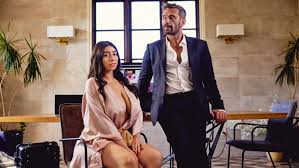 Gamer Gal With Curves, Violet Myers, Enjoying Hot Fucking - FAPCAT