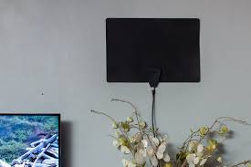 How to Set Up Your Indoor TV Antenna for the Best Reception | Reviews by  Wirecutter
