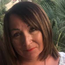 Debbie Beck (@DebbieBeck0410)