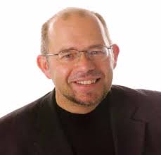 ANNUAL REPORT 2012 ADRODDIAD BLYNYDDOL 2012