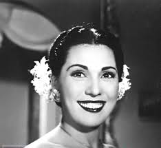توفيت الفنانة المصرية تحية حافظ، اليوم الخميس، عن عمر ناهز 59 عامًا، بعد صراع طويل مع مرض المرارة. Ù„Ù…Ø§Ø°Ø§ Ø£ÙˆØµØª Ø§Ù„ÙÙ†Ø§Ù†Ø© Ø±Ø¬Ø§Ø¡ Ø§Ù„Ø¬Ø¯Ø§ÙˆÙŠ Ø¹Ø¯Ù… Ø¯ÙÙ†Ù‡Ø§ Ø¨Ø¬Ø§Ù†Ø¨ Ø­Ø¨ÙŠØ¨Ù‡Ø§ ÙˆØ²ÙˆØ¬Ù‡Ø§ Ø­Ø³Ù† Ø§Ù„Ù…Ø®ØªØ§Ø± Ù…Ø¬Ù„Ø© Ø§Ù„Ø¬Ù…ÙŠÙ„Ø©