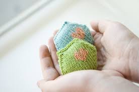 A system of grammatical gender, whereby every noun was treated as either masculine, feminine, or neuter, existed in old english, but fell out of use during the middle english period; Duplicate Stitch For Hexipuffs Knitculture Com Pola Merajut Benang Rajut Rajutan